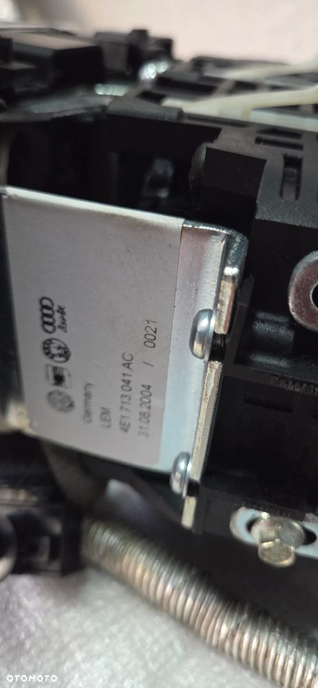 Lewarek kaseta zmiany biegów Audi A8 D3 4.2 automat -041AC - 3