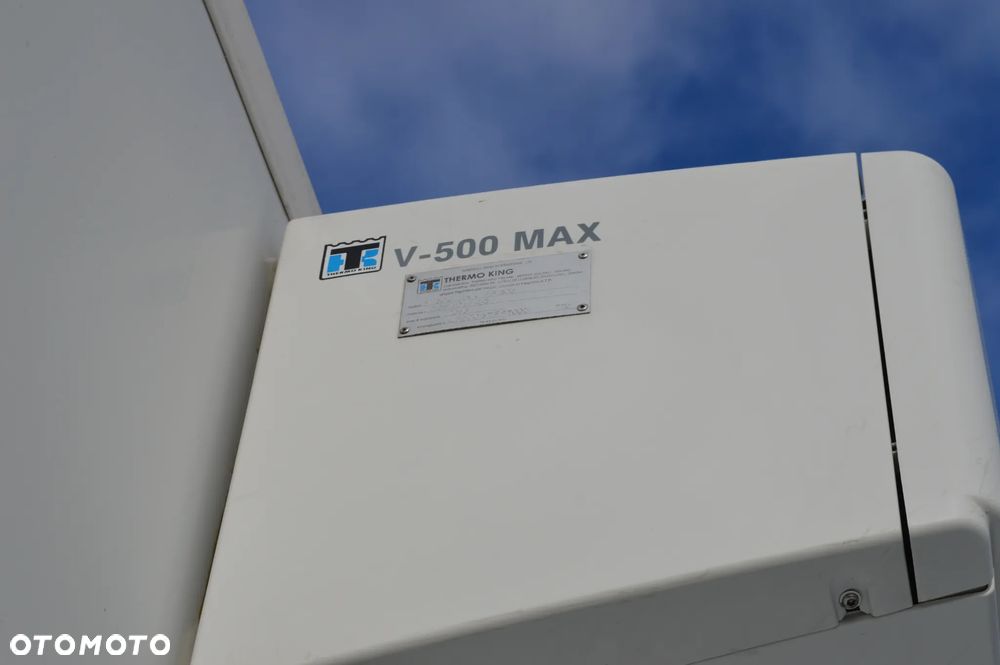 Iveco DAILY 60C15 CHŁODNIA+WINDA+DRZWI BOCZNE I TYLNE MROŹNIA IZOTERMA - 15