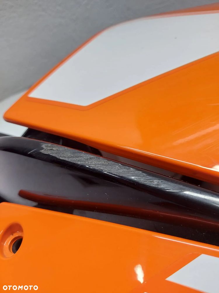 Owiewka prawa KTM RC 125 2019 - 3