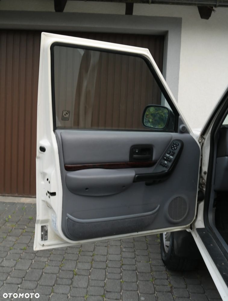 Jeep Cherokee 4.0 Limited - 12