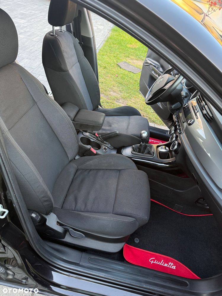 Alfa Romeo Giulietta 1.6 JTDM 16V Impression - 13