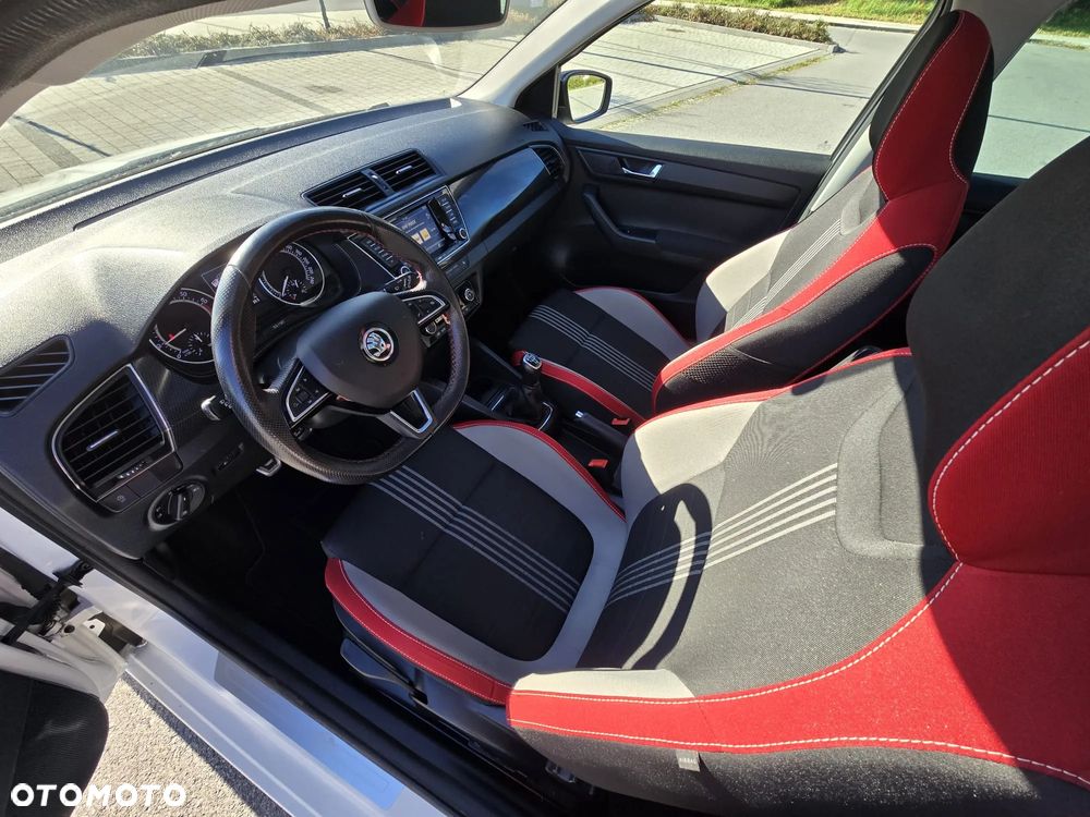 Skoda Fabia 1.0 TSI Monte Carlo - 8