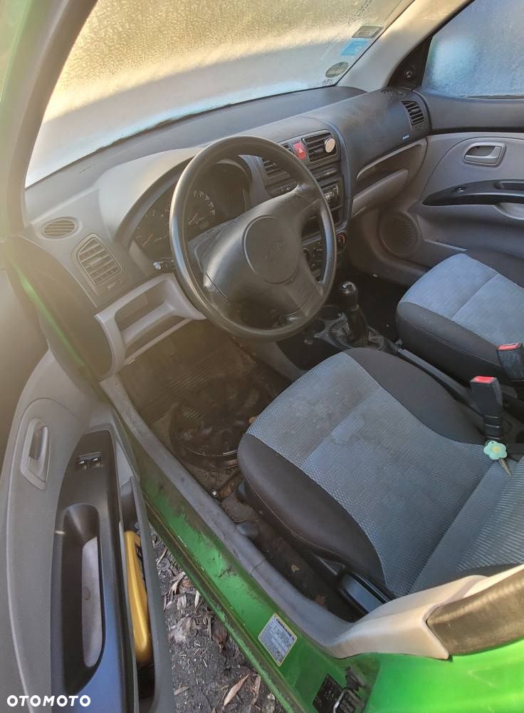 Części- Kia Picanto  Pojemność: 1086  Moc: 48kW  Rok: 2004  Benzyna - 5