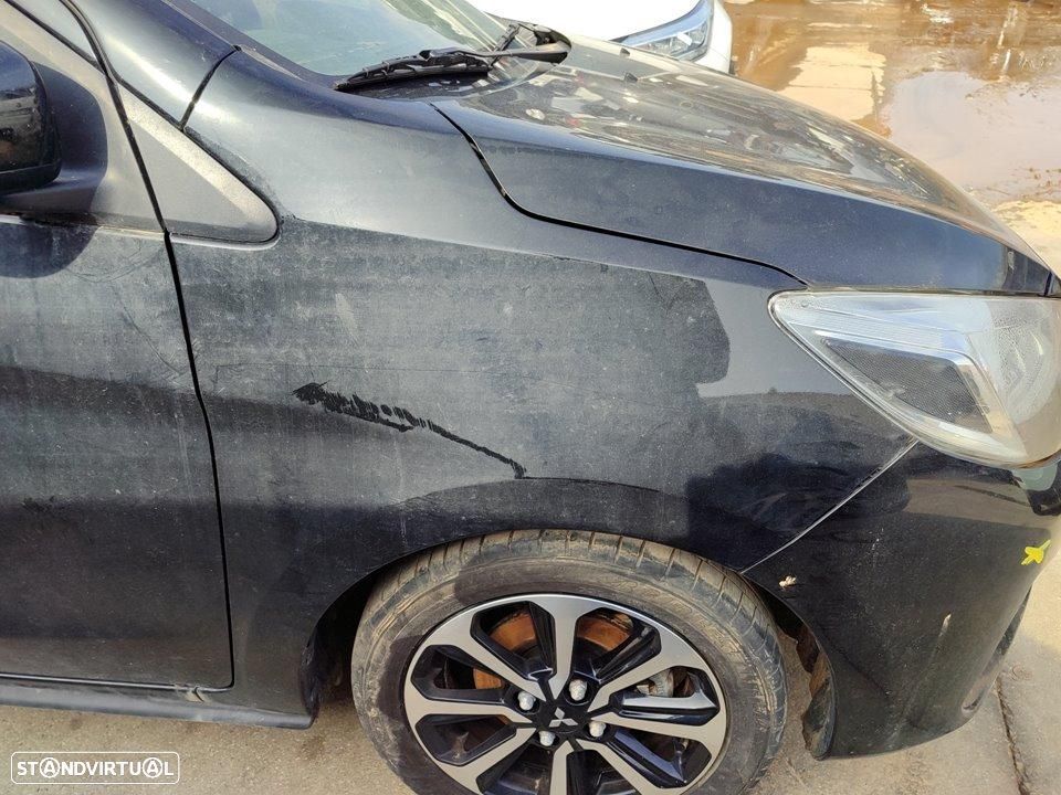 GUARDA-LAMAS FRENTE DIREITO MITSUBISHI SPACE STAR A00 - 1