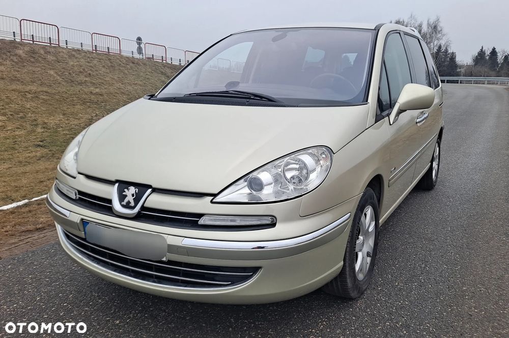 Peugeot 807 HDi 135 Style - 11