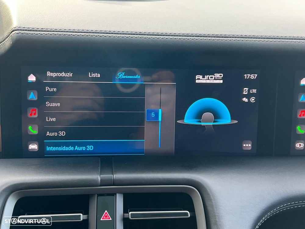 Porsche Taycan Turbo S - 30