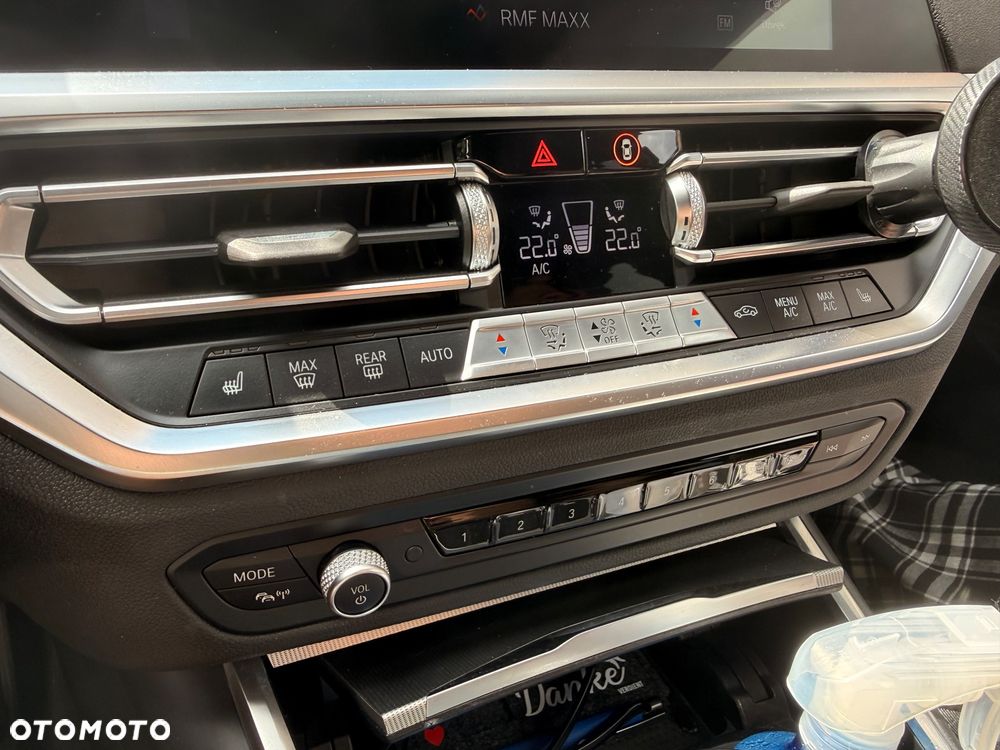 BMW Seria 3 320d xDrive M Sport - 10