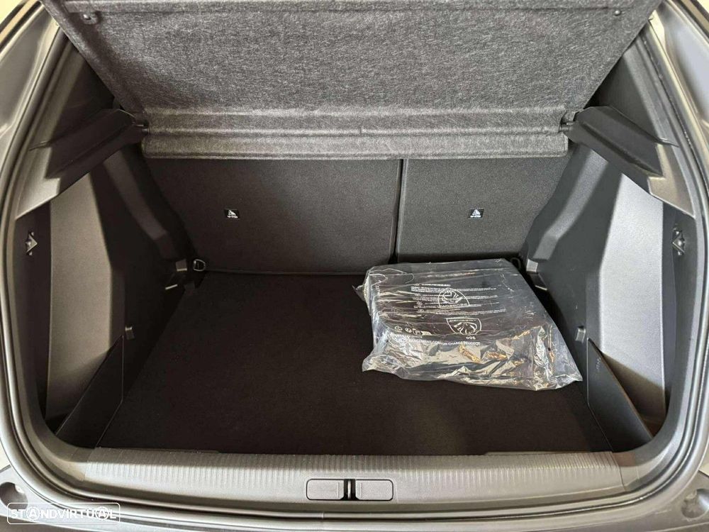 Peugeot e-2008 54 kWh Allure - 23