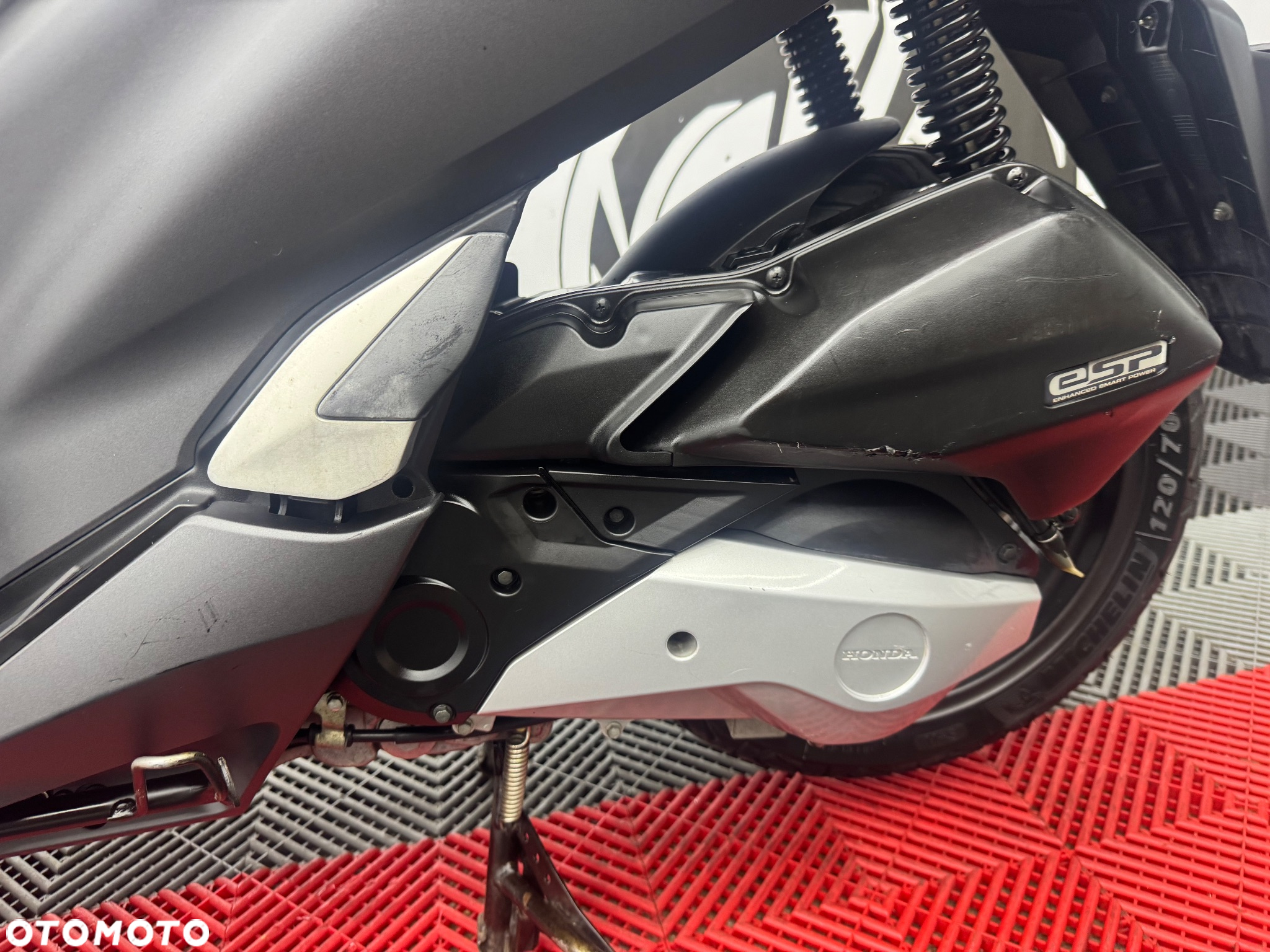 Honda PCX - 18