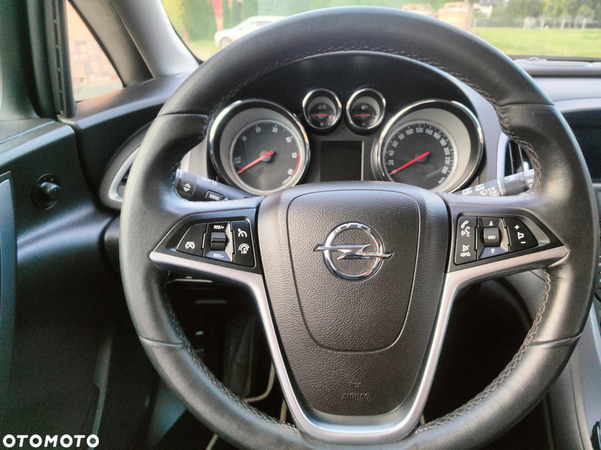 Opel Astra V 1.6 CDTI Dynamic - 30