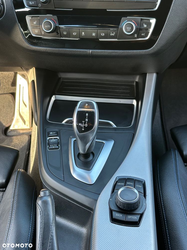 BMW Seria 1 118i GPF M Sport - 13
