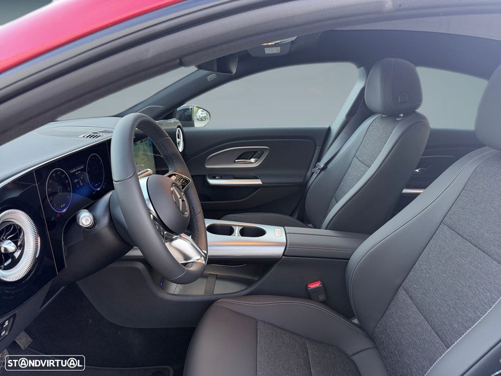 Mercedes-Benz CLA 180 - 13