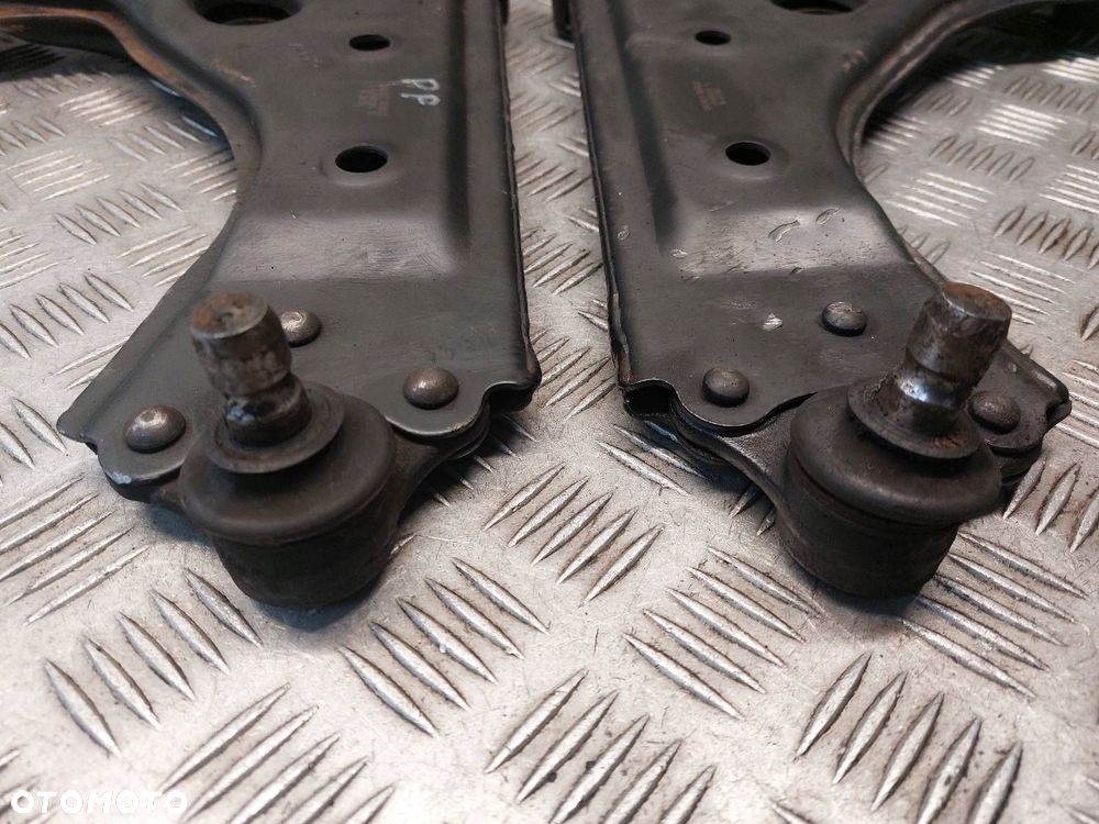 WAHACZ LEWY PRZÓD + PRAWY PRZÓD FIAT PUNTO EVO ARM058 - 2