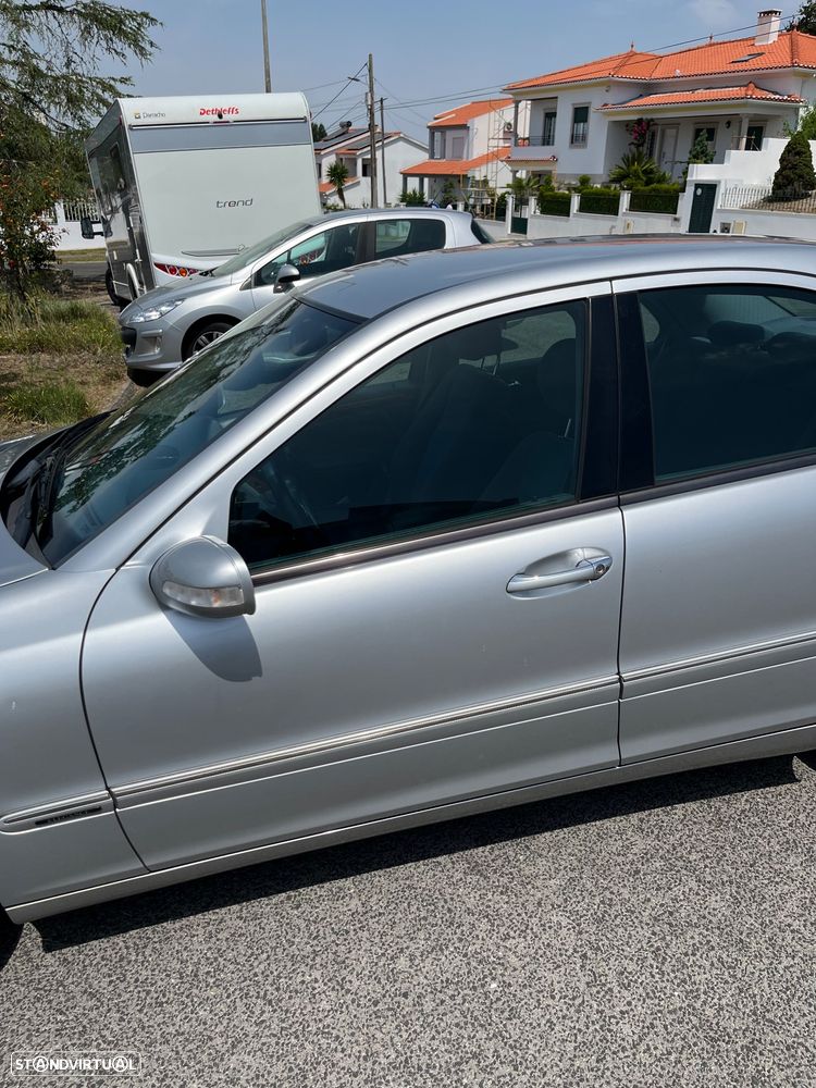 Mercedes-Benz C 220 CDI Elegance DPF - 4