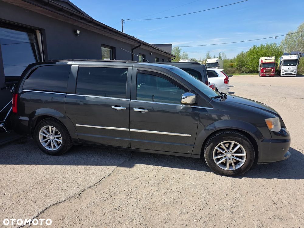 Lancia Voyager 2.8CRD Gold - 6