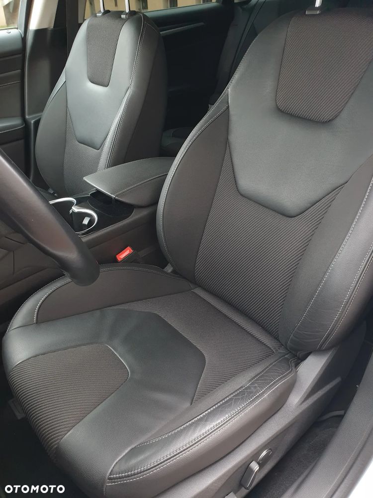 Ford Mondeo 2.0 TDCi STart-Stopp PowerShift-Aut Titanium - 8