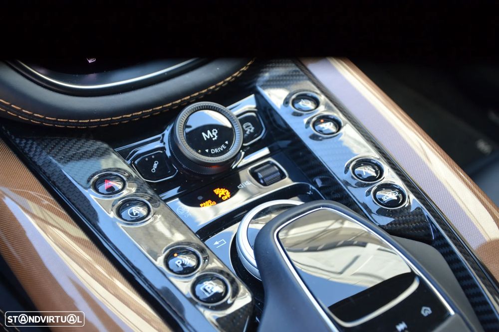Aston Martin DBX 707 - 33