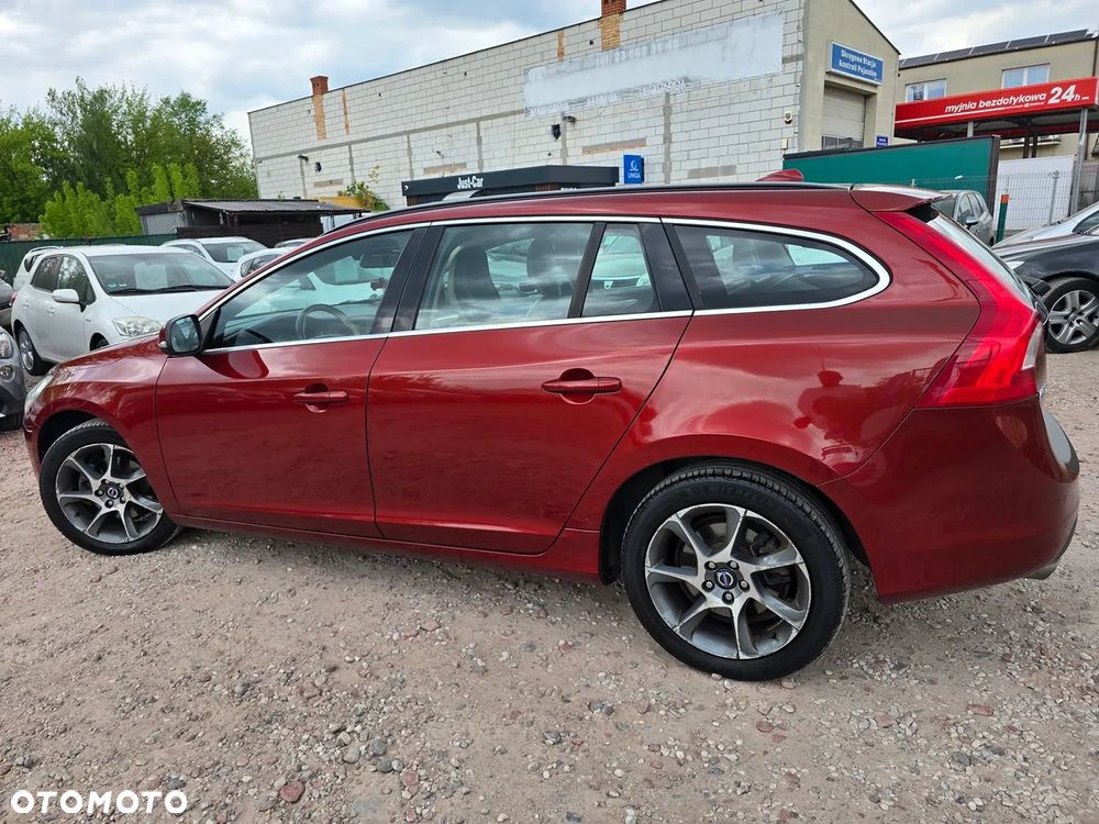 Volvo V60 D3 Momentum - 9