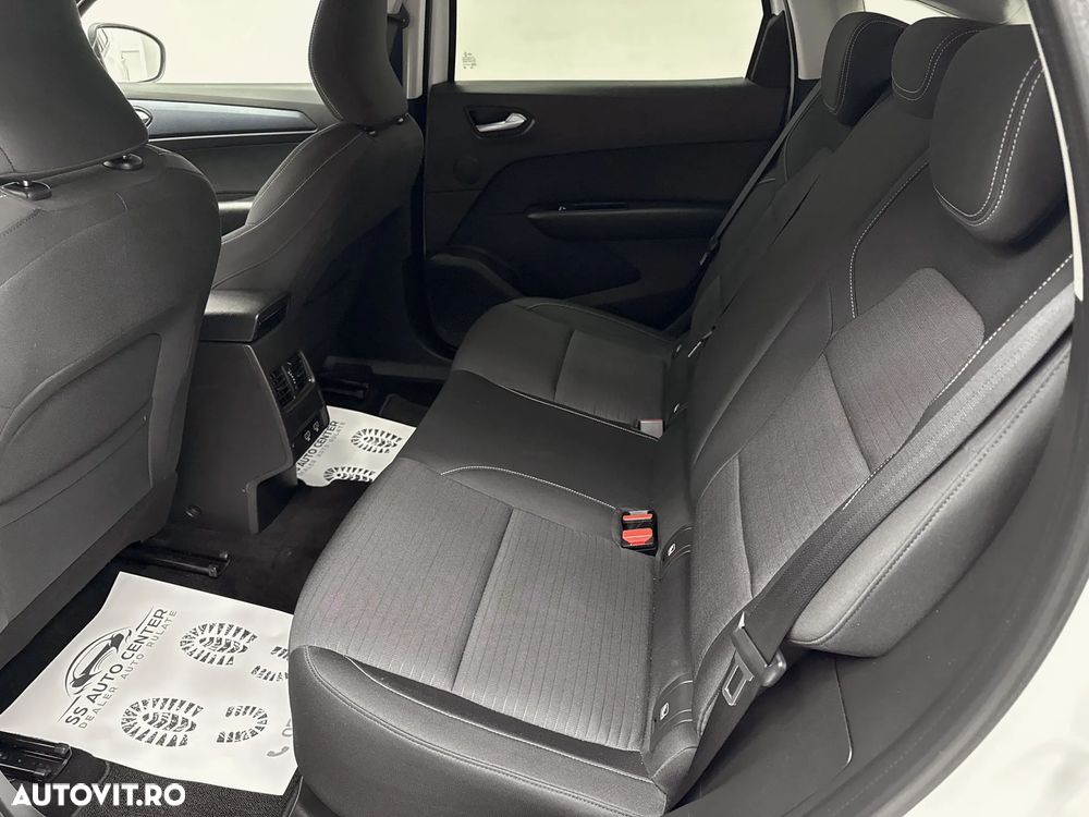 Renault Arkana E-TECH 145 INTENS - 17