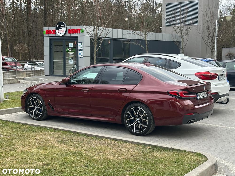 BMW Seria 5 540d xDrive mHEV M Sport sport - 10