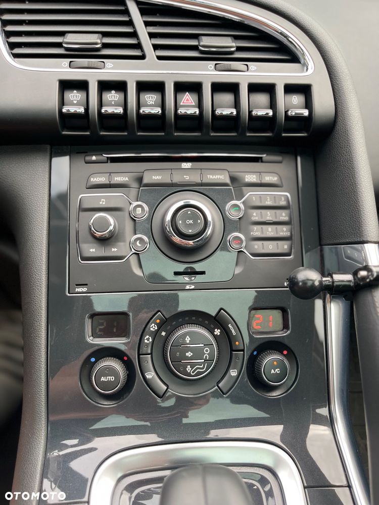 Peugeot 3008 2.0 HDi HYbrid4 - 21