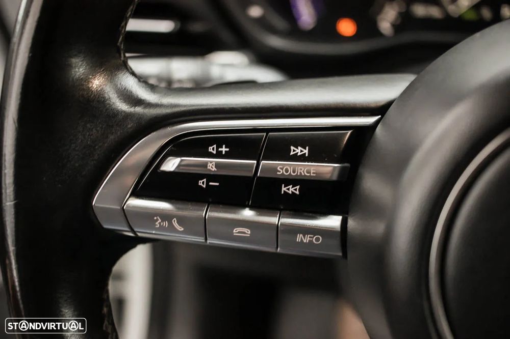 Mazda MX-30 e-Skyactiv Excellence - 17