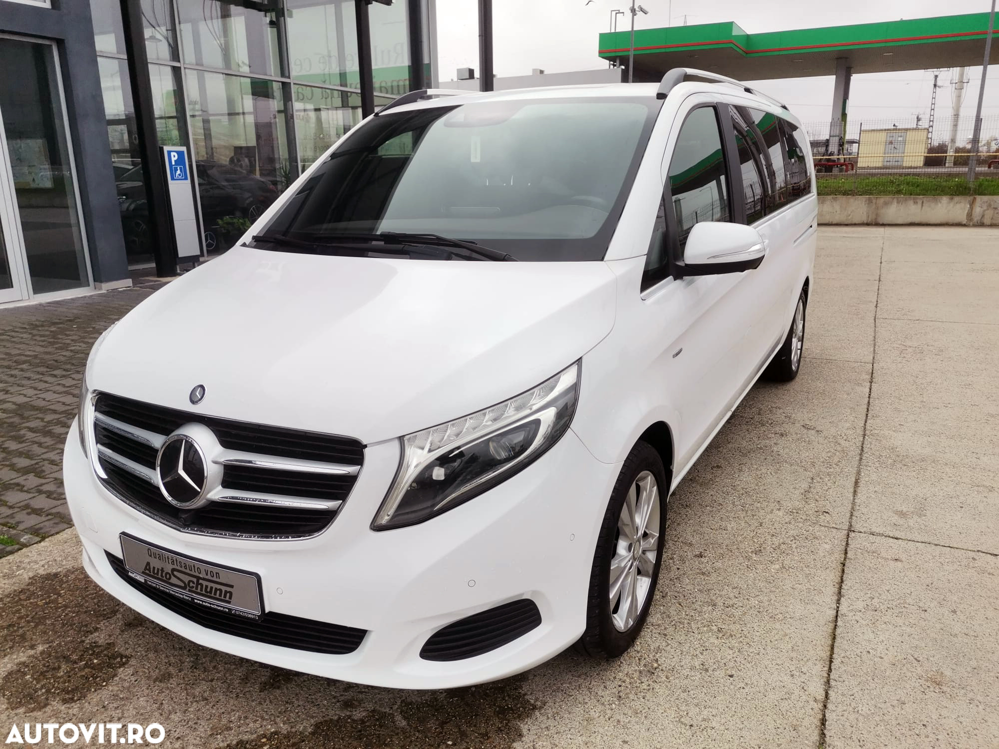 Mercedes-Benz V 250 (BlueTEC) d extralang 7G-TRONIC Avantgarde Edition - 2