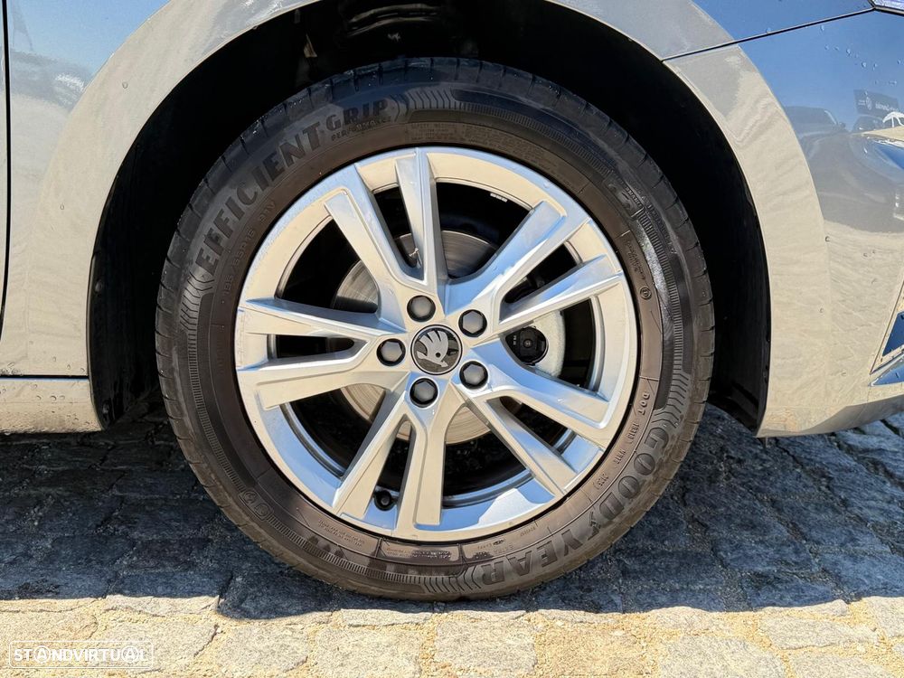 Skoda Fabia 1.0 TSI Selection - 19