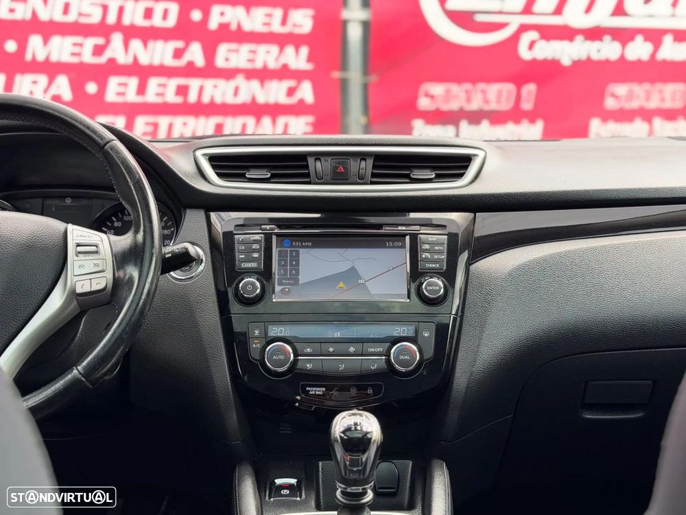 Nissan Qashqai 1.5 dCi Acenta Connect - 19