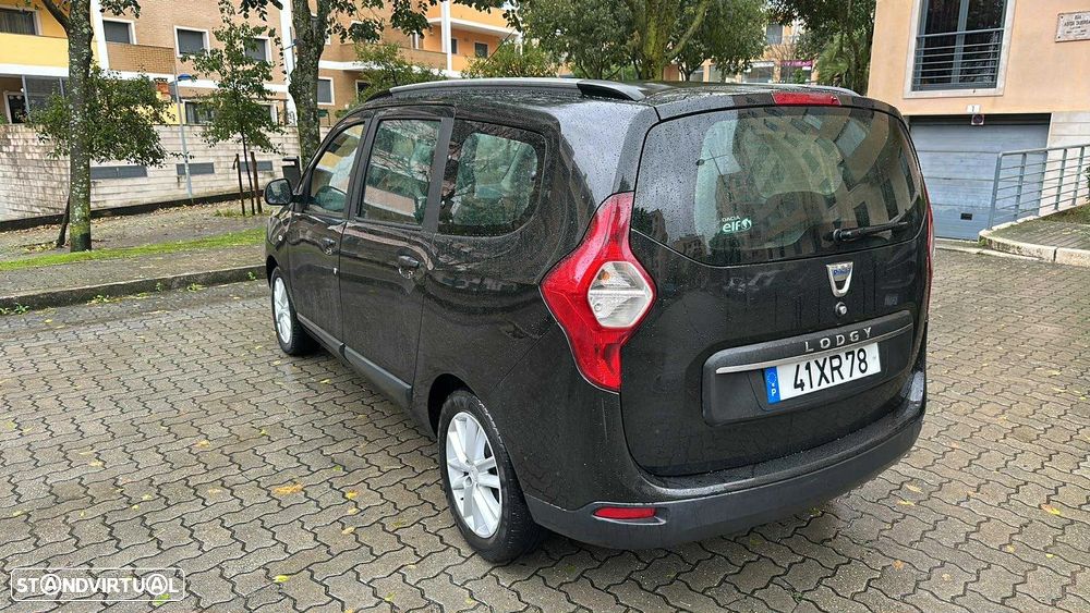 Dacia Lodgy 1.5 Blue dCi Comfort 7L - 4
