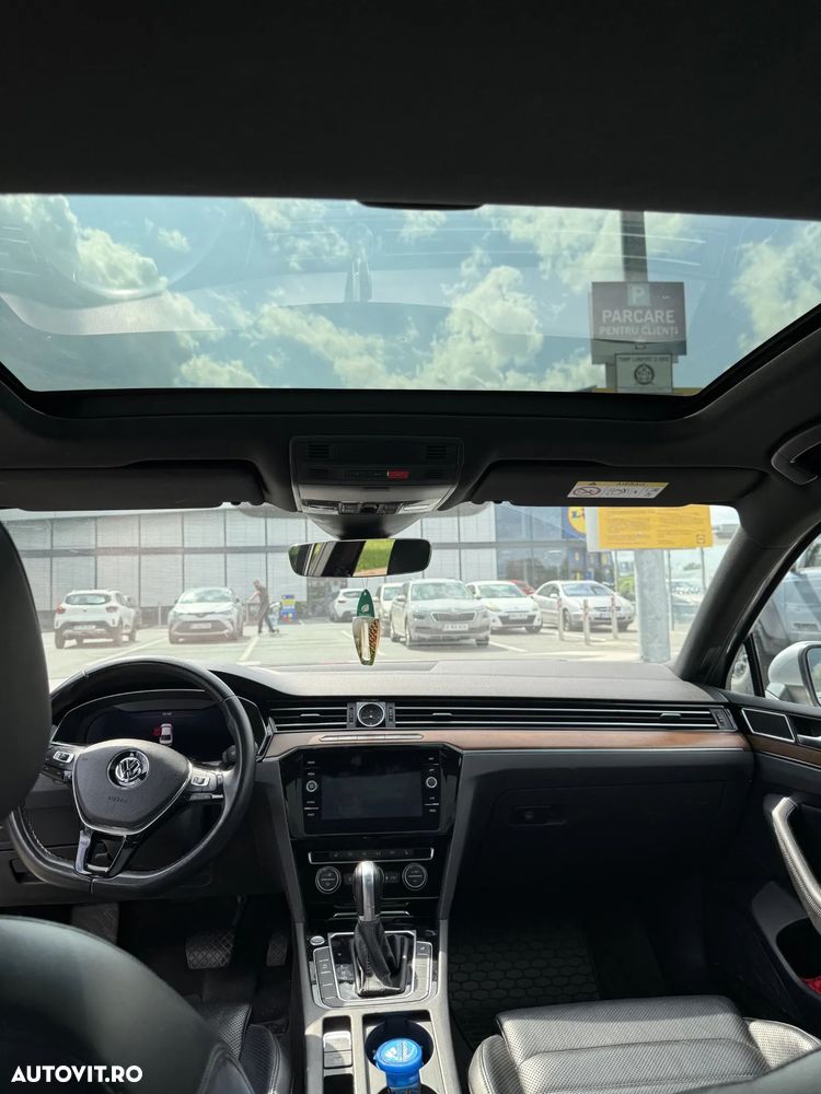 Volkswagen Passat 2.0 TDI DSG 4Motion Highline - 14