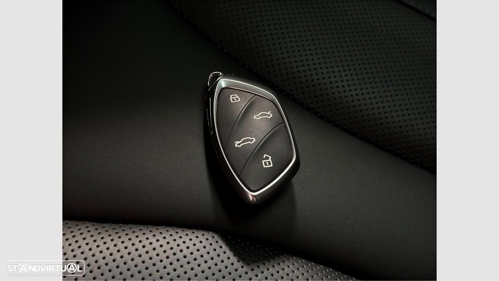 MG Marvel R 70 kWh AWD Performance - 23