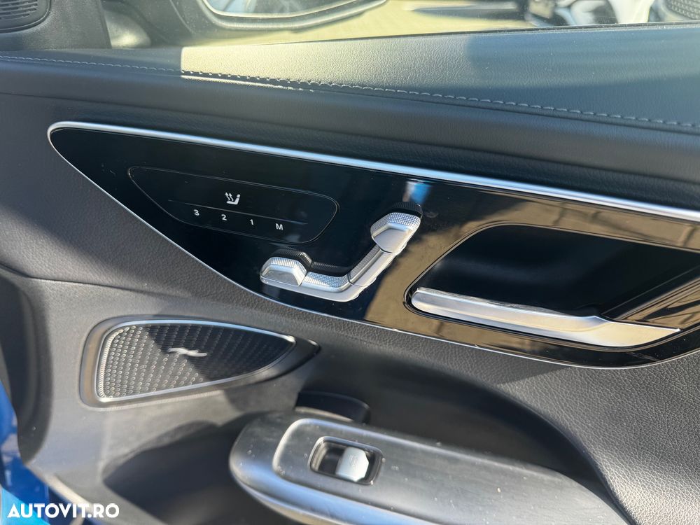 Mercedes-Benz C 300 4Matic 9G-TRONIC AMG Line - 34