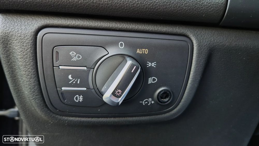 Audi A6 Allroad 3.0 TDi quattro Excl.S tronic - 32