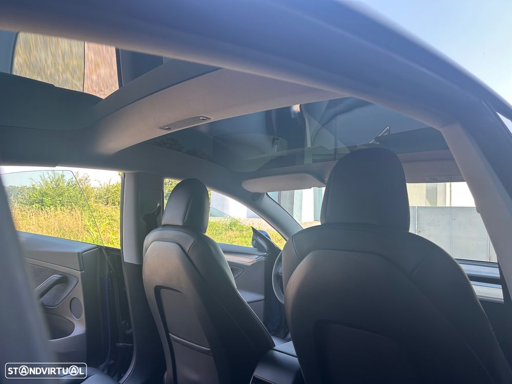 Tesla Model 3 Performance Dual Motor AWD - 25