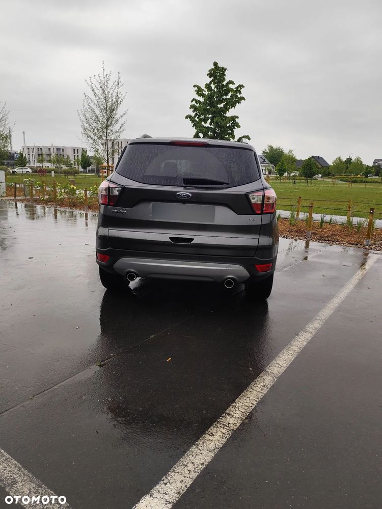 Ford Kuga 2.0 TDCi AWD Titanium - 32