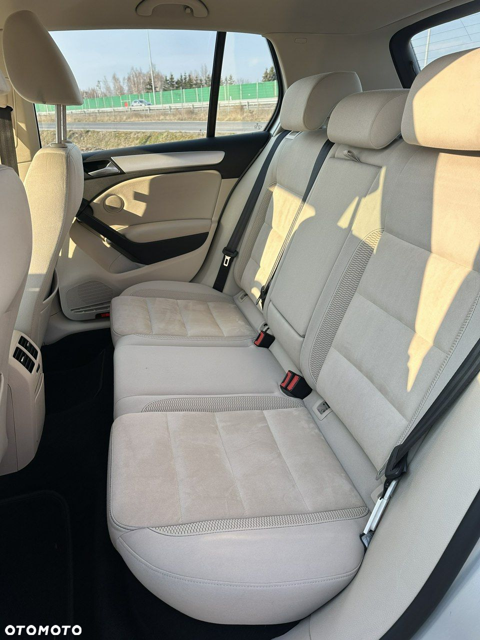 Volkswagen Golf - 17