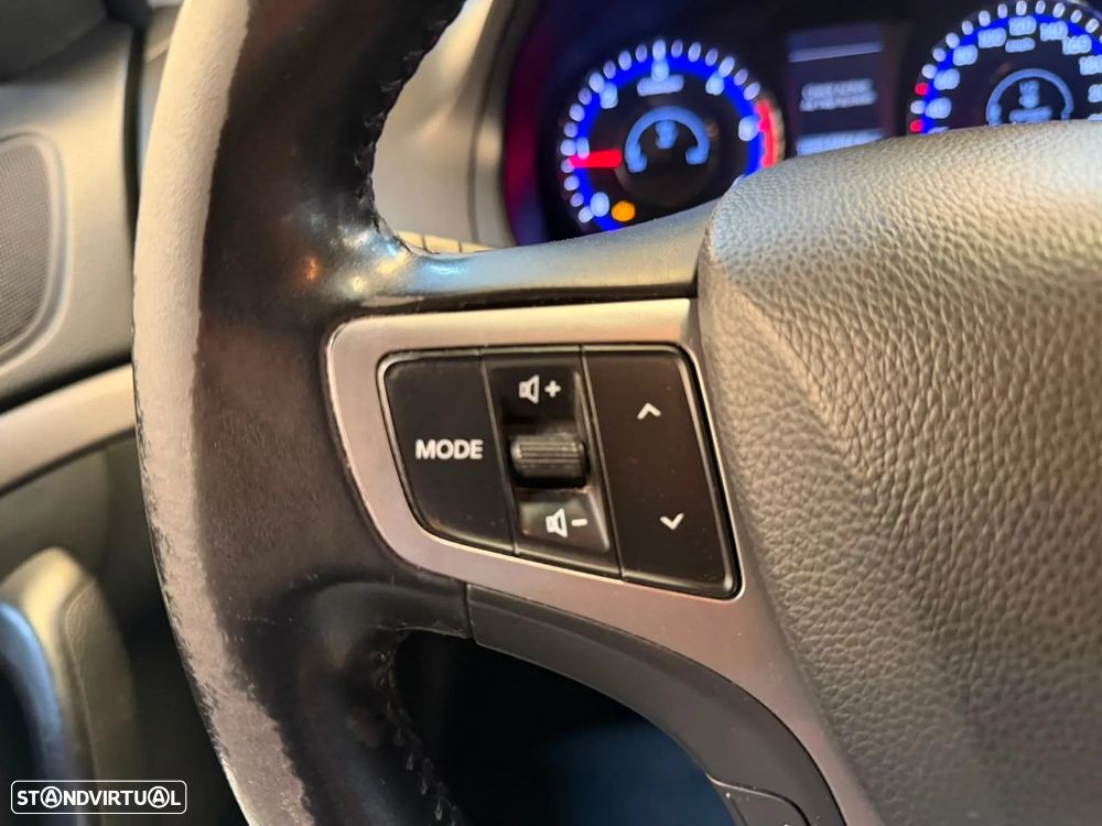 Hyundai i40 SW - 13