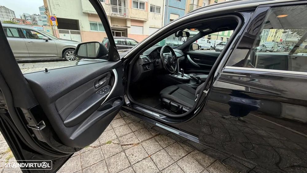 BMW 320 d Auto Line Sport - 16
