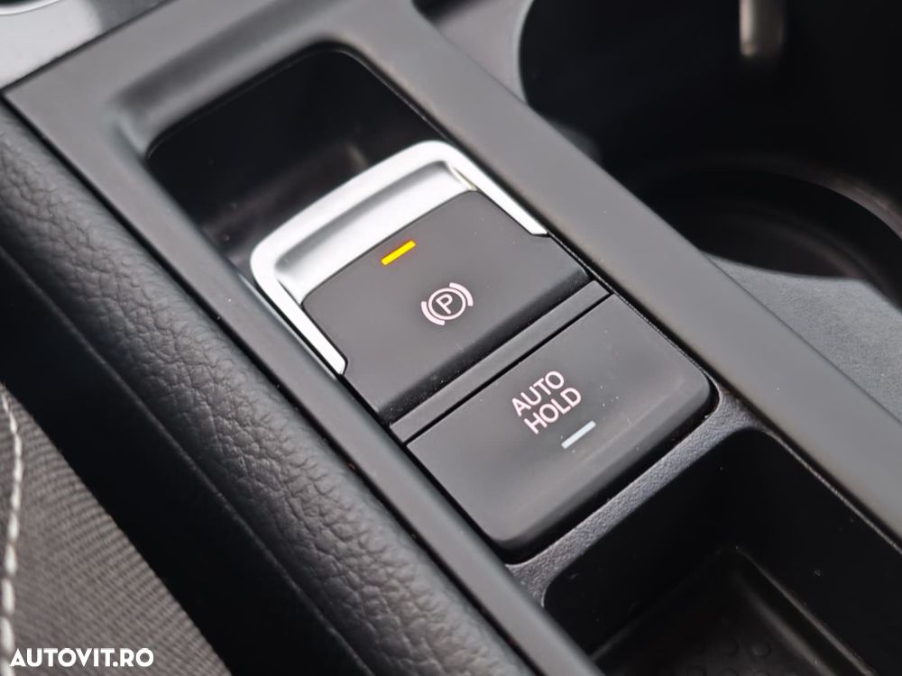 Volkswagen Golf 1.0 TSI Comfortline - 19