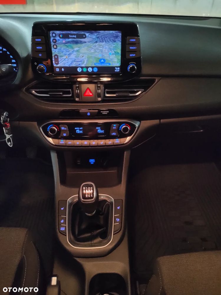 Hyundai i30 1.5 T-GDI 48V Smart - 10