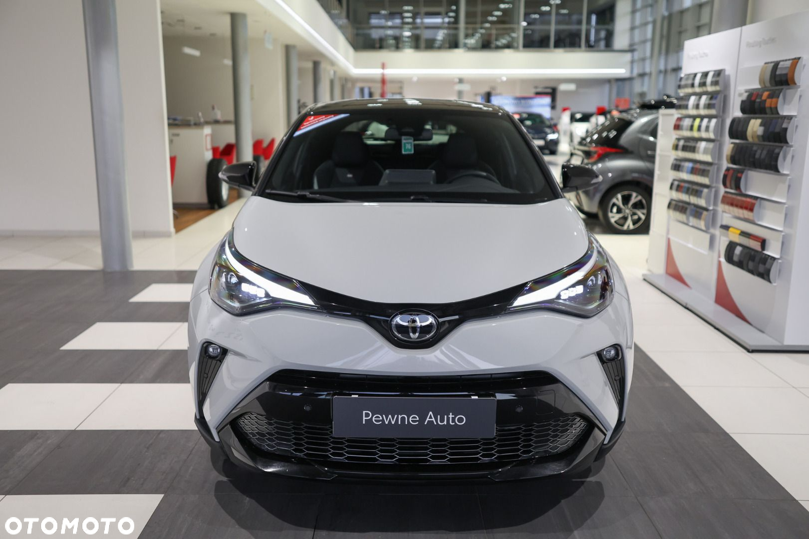 Toyota C-HR - 3