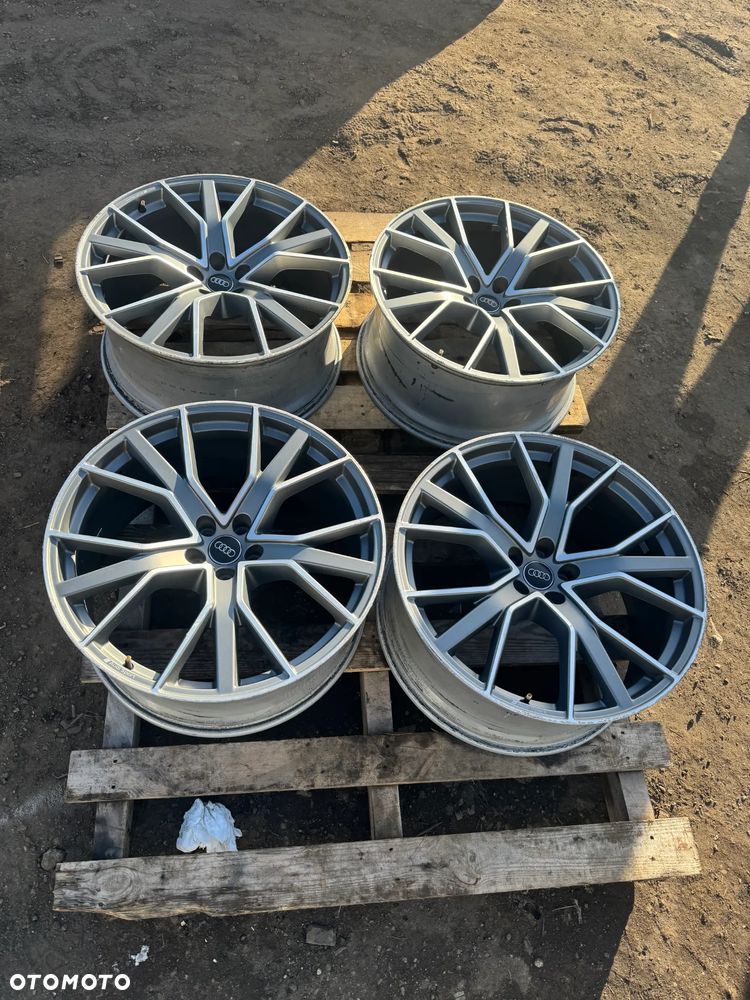 KOMPLET FELG FELGA AUDI Q7 4M0601023AB - 1