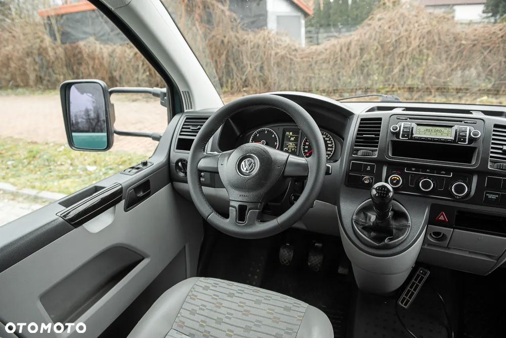 Volkswagen Transporter - 17