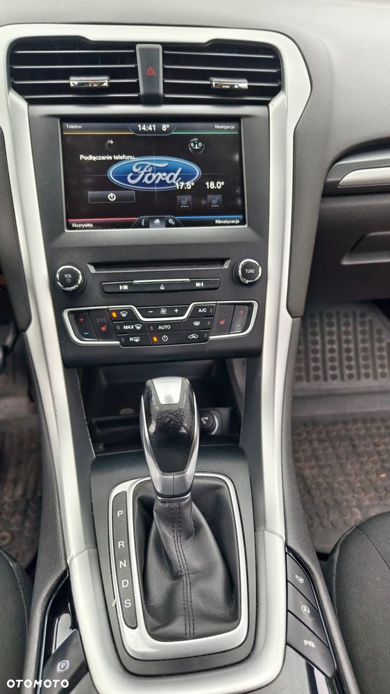 Ford Mondeo - 37
