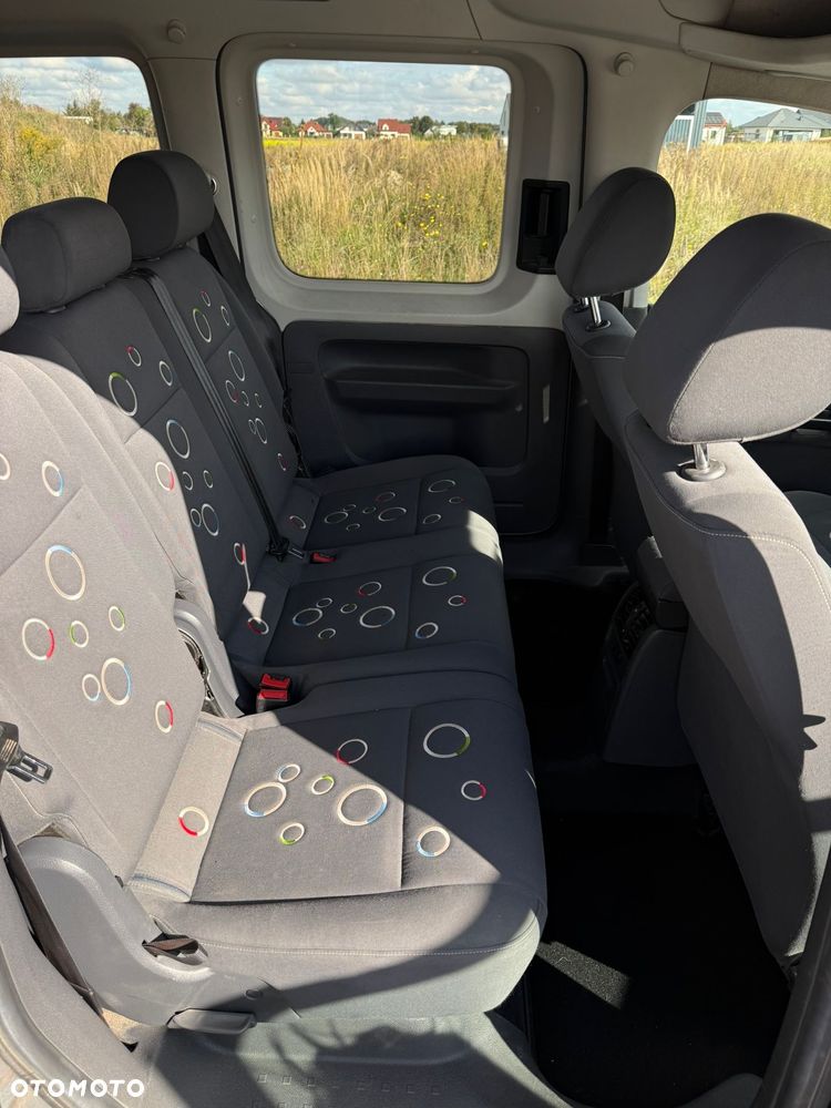 Volkswagen Caddy 1.2 (7-Si.) Edition 30 - 25