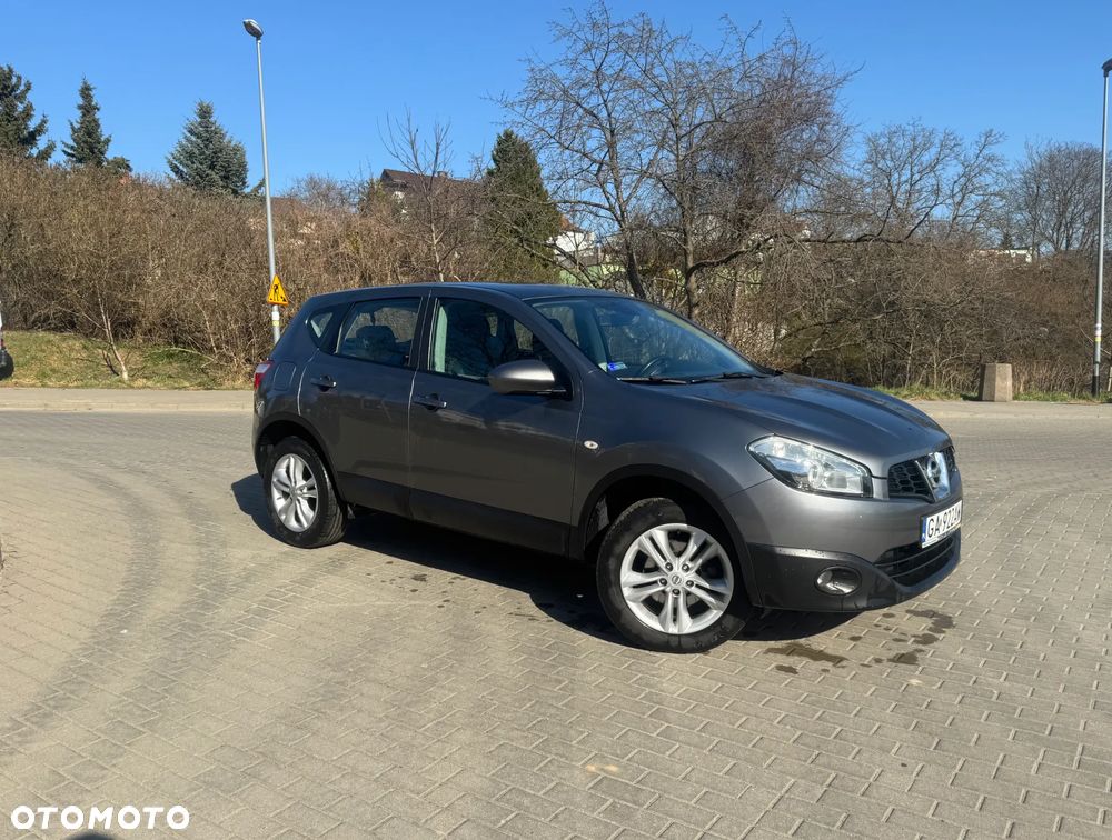 Nissan Qashqai - 4