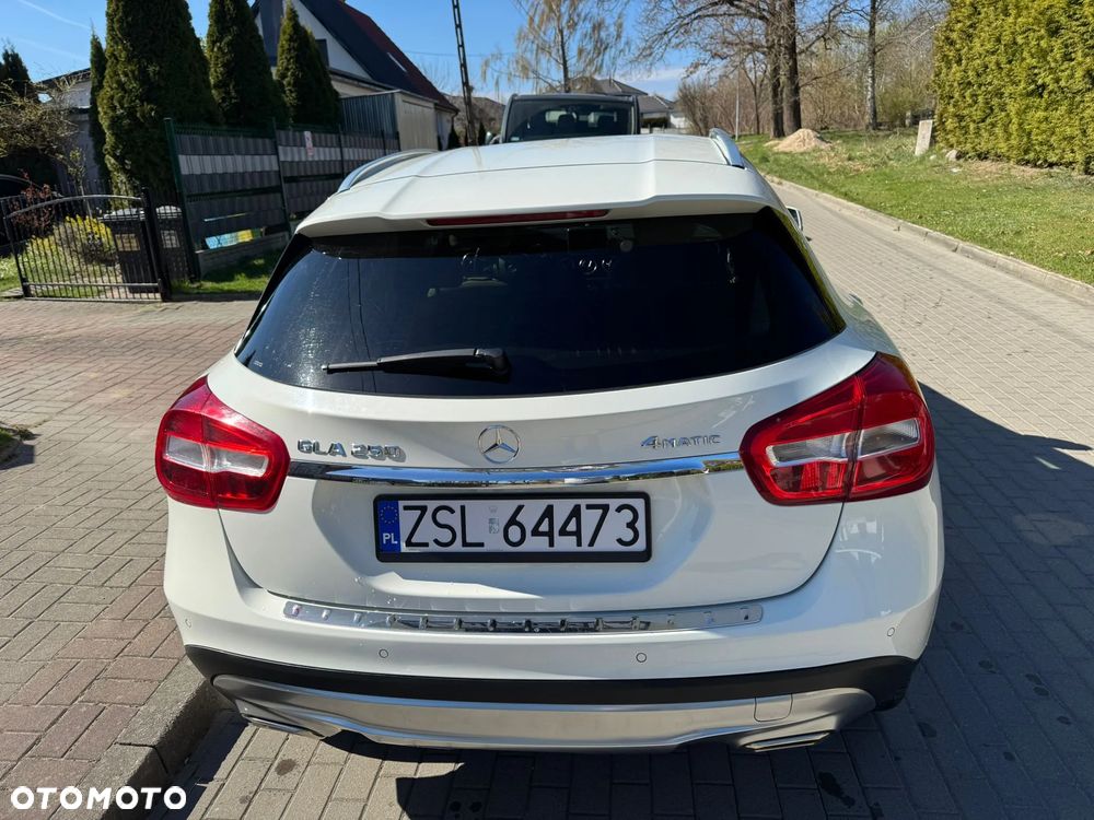 Mercedes-Benz GLA 250 4Matic 7G-DCT Edition 1 - 6