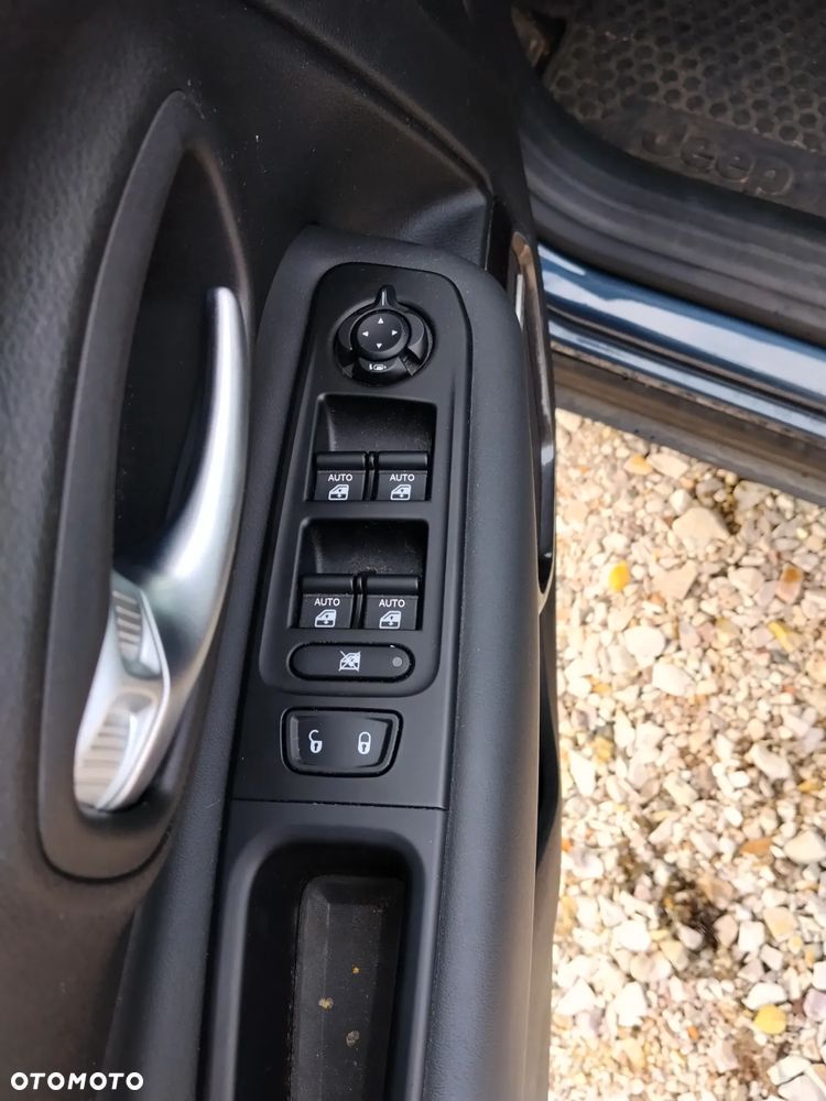 Jeep Renegade 1.3 GSE T4 Turbo PHEV 4xe Upland S&S - 13