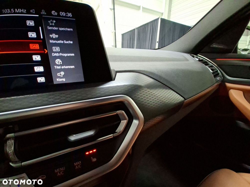 BMW X4 - 26